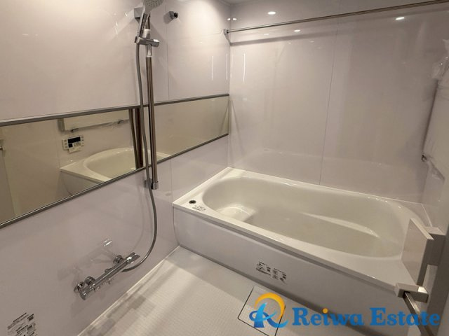 パシフィックガーデン茅ヶ崎A棟の浴室