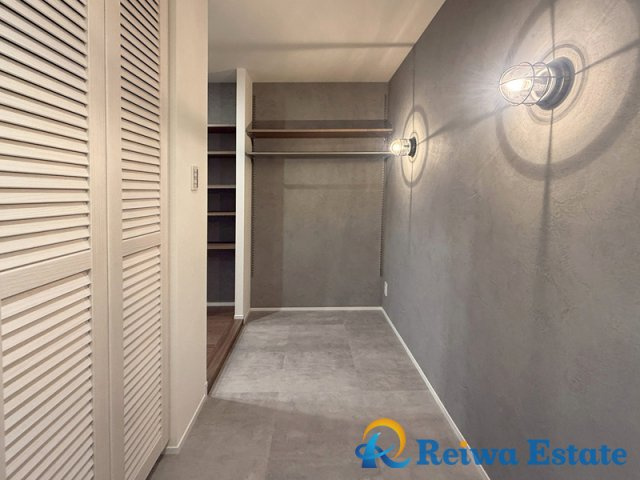 パシフィックガーデン茅ヶ崎A棟の玄関