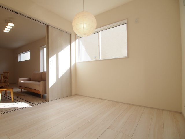 【洋室】 | Livele Garden.S　南沢又河原前　１号棟 | ★内覧予約で新米4kg★