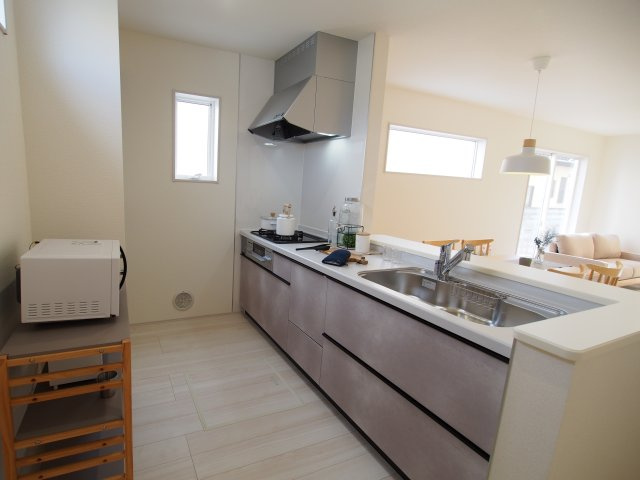 【キッチン】 | Livele Garden.S　南沢又河原前　１号棟 | ★内覧予約で新米4kg★