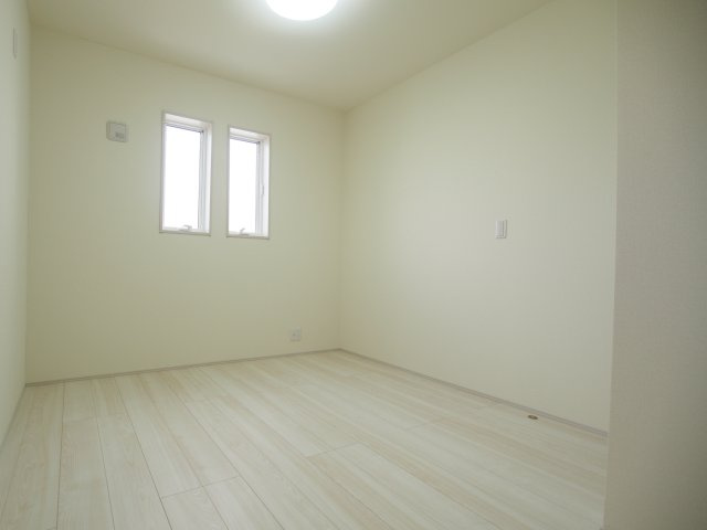 【洋室】 | Livele Garden.S　南沢又河原前　１号棟 | ★内覧予約で新米4kg★