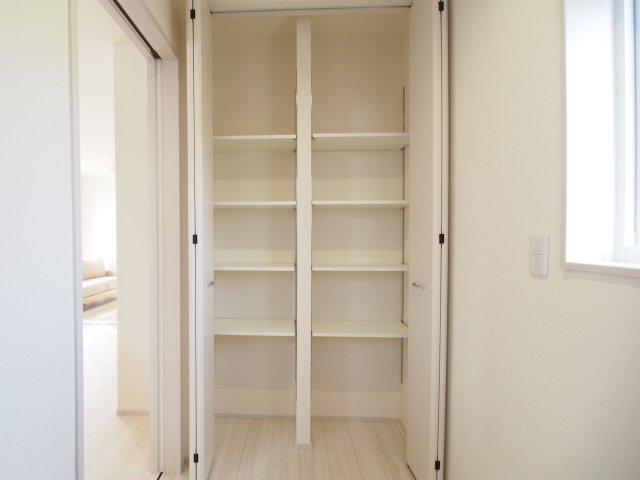 【収納】 | Livele Garden.S　南沢又河原前　１号棟 | ★内覧予約で新米4kg★