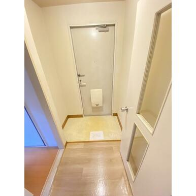 アネックス須屋Aの玄関