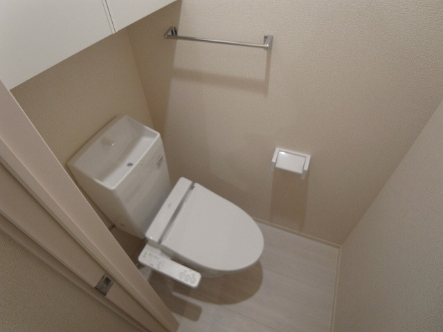 神戸市兵庫区下沢通６丁目のアパートのトイレ|ウォシュレット