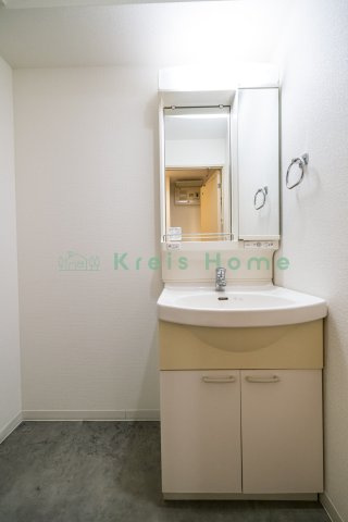 プレール・ドゥーク水天宮の独立洗面台