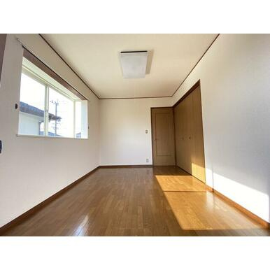 豊岡の洋室