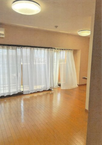 【居間・リビング】 | グランドール沼津 中古マンション EM05765 | グランドール沼津　リビングダイニング