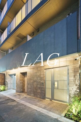 【エントランス】 | エストゥルース東高円寺 | エントランスです。