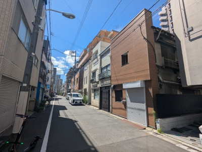 【前面道路含む現地写真】 | 台東区鳥越１丁目の売地 | 現地写真