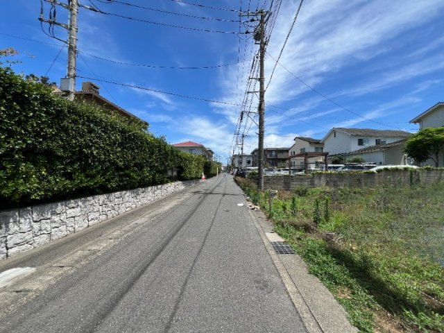 海見え！ 由比ヶ浜海岸まで徒歩4分　更地の前面道路含む現地写真|前面道路