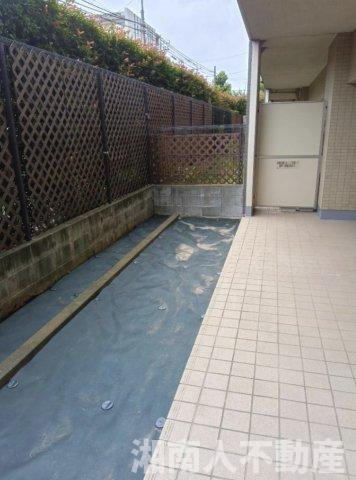 エスタテラ湘南台マウンテンビューのバルコニー|開放的で明るい空間を演出してくれるバルコニーです