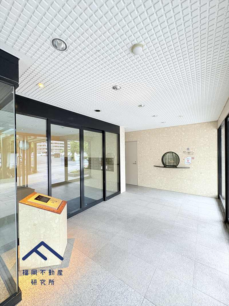 サングレート箱崎公園東のエントランス