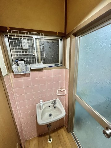 堺市中区土師町3丁目戸建の洗面所