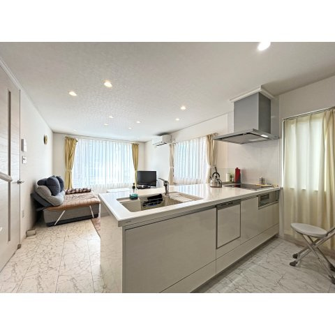 桔梗３丁目中古住宅のキッチン