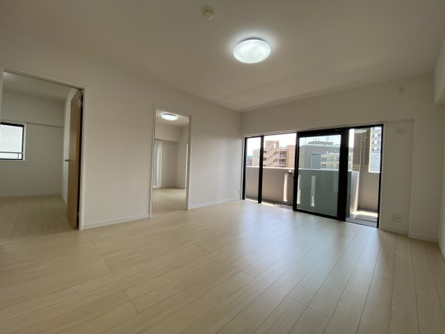 アンピール百年橋の居間・リビング