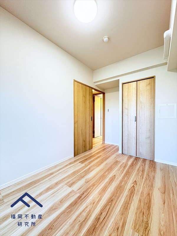 ファミール二日市の洋室