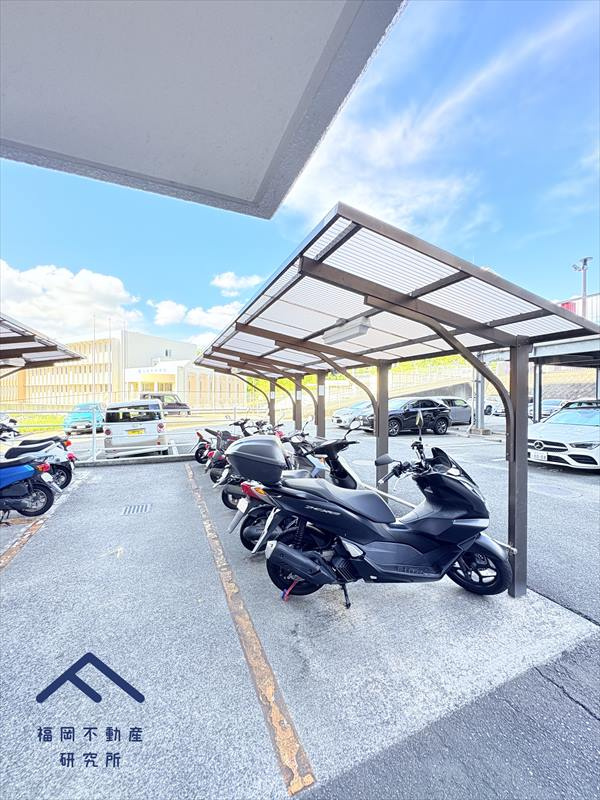 ファミール二日市の駐輪場