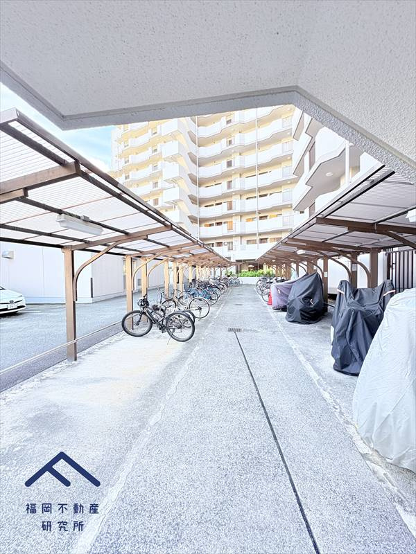 ファミール二日市の駐輪場