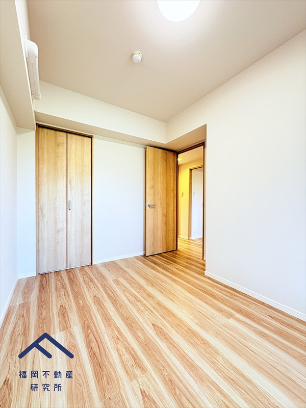 ファミール二日市の洋室