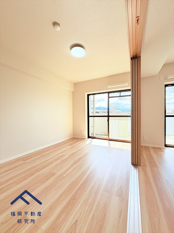 ファミール二日市の洋室