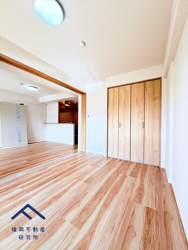 ファミール二日市の洋室