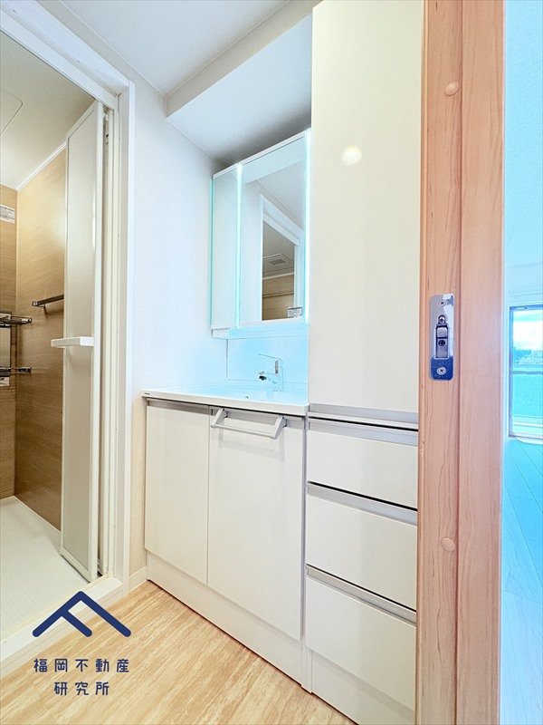 ファミール二日市の独立洗面台