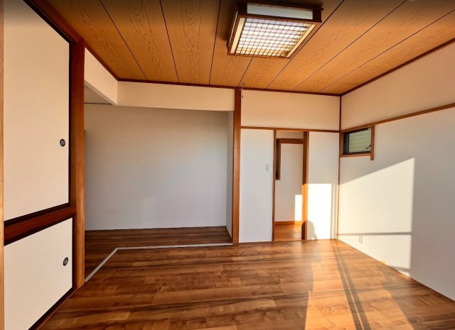 富士市大渕　中古戸建　の洋室|和洋室にリフォーム工事