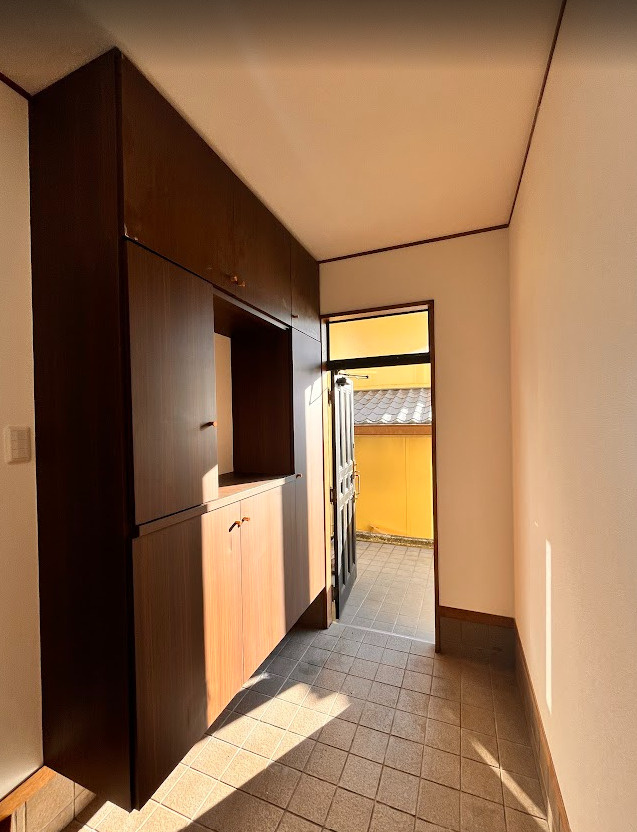 富士市大渕　中古戸建　の玄関