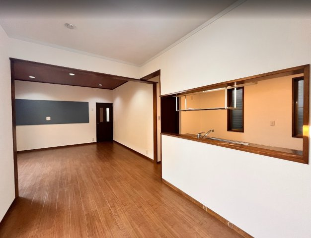 富士市大渕　中古戸建　R　の居間・リビング