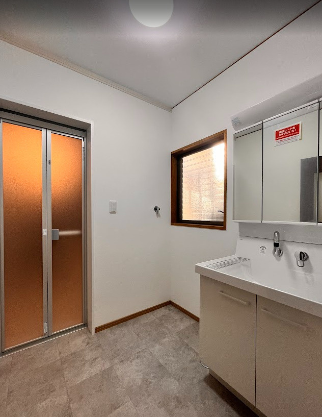 富士市大渕　中古戸建　の独立洗面台