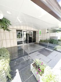 センターハイツ梅ヶ丘のエントランス