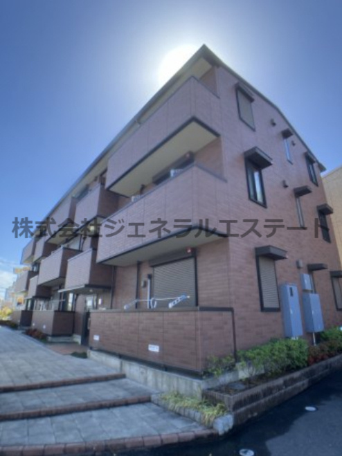 ヴィラ　ウィスタリア