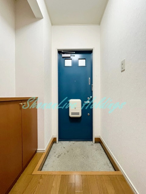 【玄関】 | コンフォートガーデン高谷A棟 | お履き物が多い方にもおすすめ♪