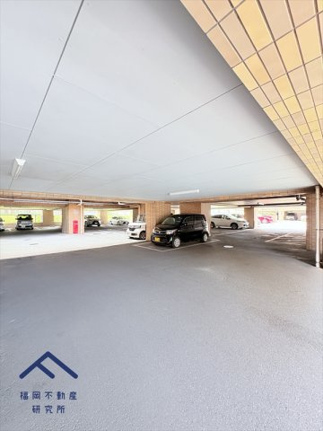 朝日プラザ筑紫野プティックスの駐車場