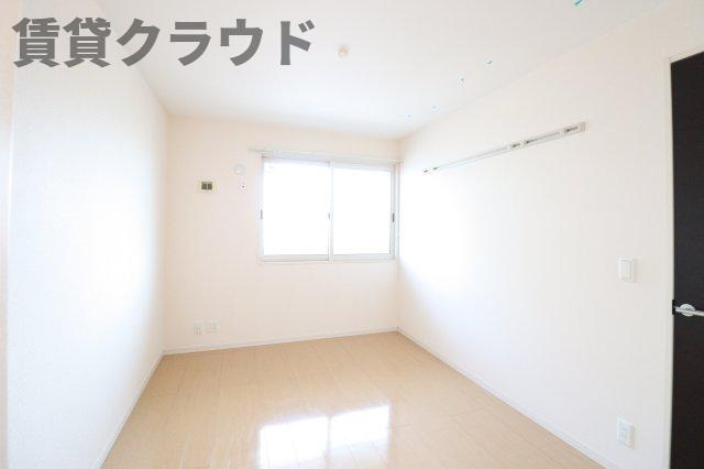エターナルセンチュリー伍番館の寝室|寝室にいかがでしょうか
