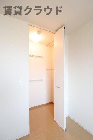 エターナルセンチュリー伍番館の収納|大きなスペースがあり、収納には困りません