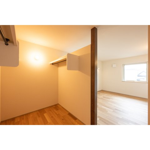 【冬でも「寒い」なんて言わせない。温かさは誰にも負けないハイスペック住宅。】美原5丁目中古住宅の収納