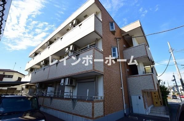 ヴィラ　ウィステリアの外観