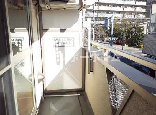 ヴィラ　ウィステリアのバルコニー