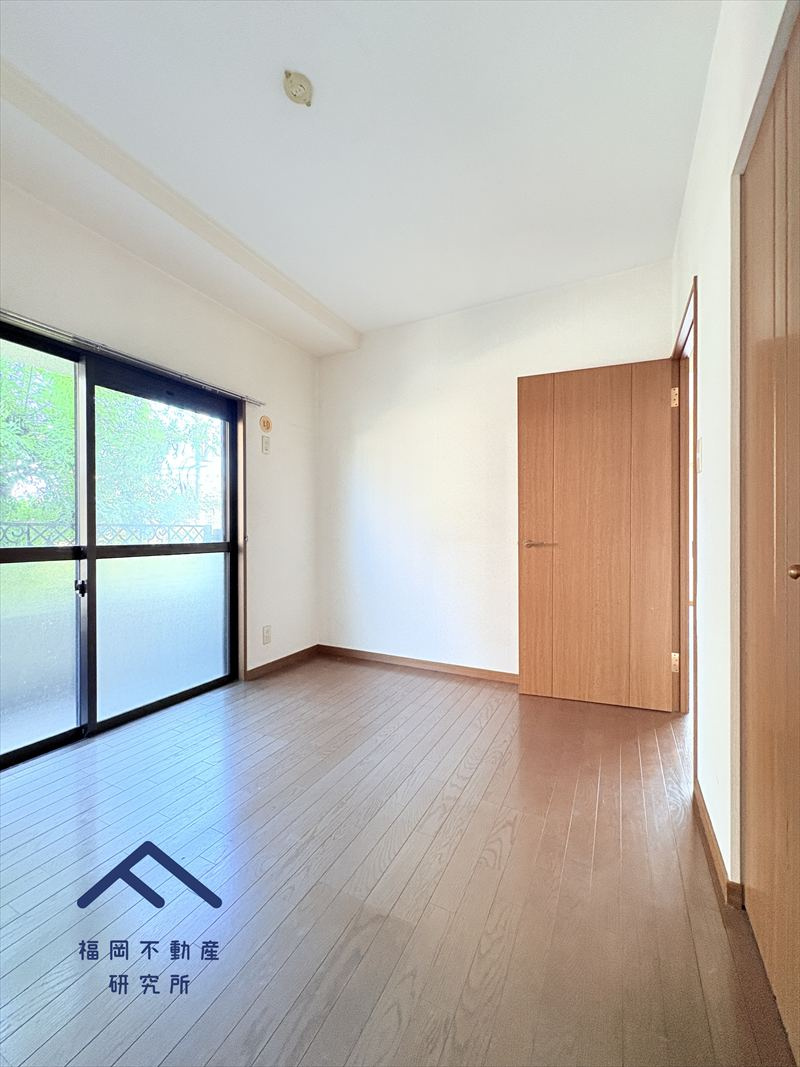 ロワールマンション二日市3の洋室