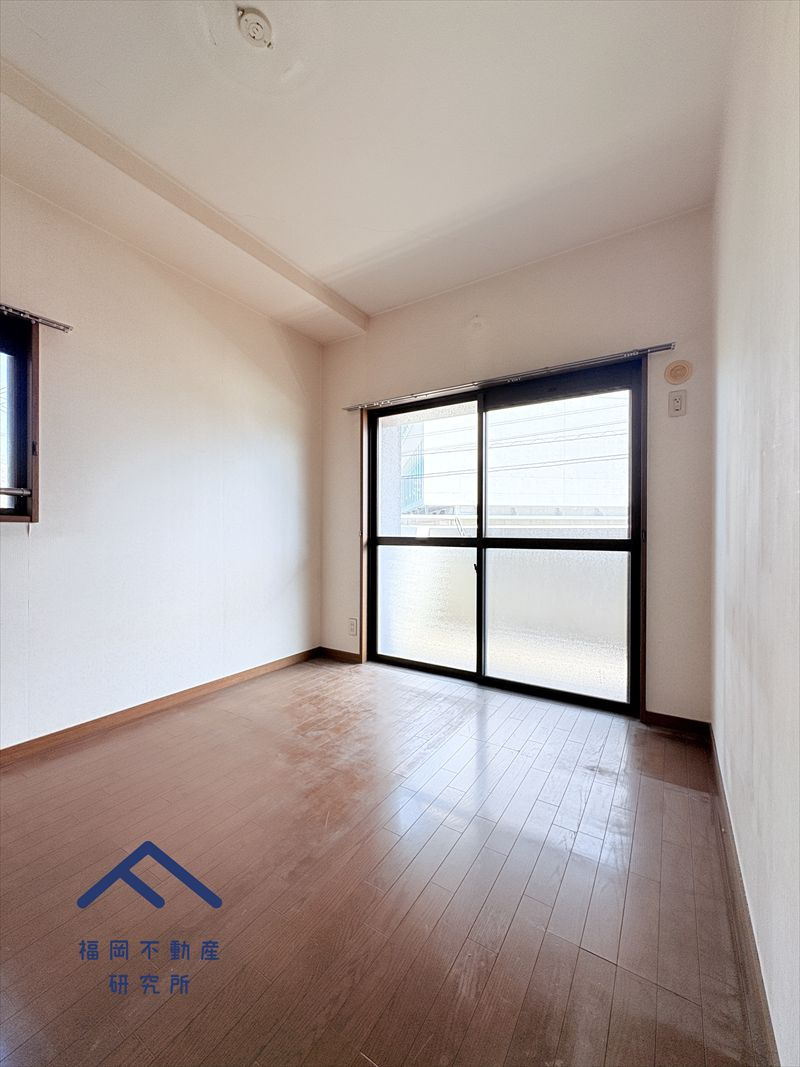 ロワールマンション二日市3の洋室