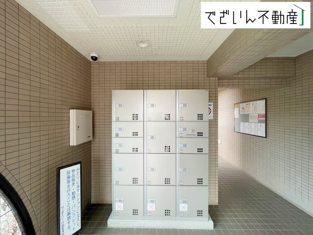 【エントランス】 | サンポエジー行田　マンション | 現地(2025年7月撮影)