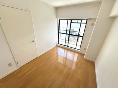 【寝室】 | ウェルシー岡本