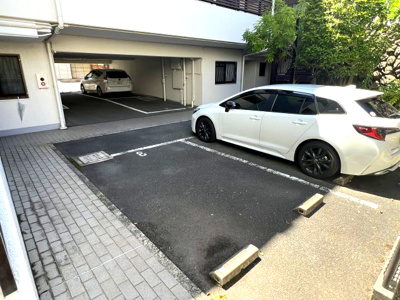 【駐車場】 | ウェルシー岡本