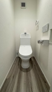 【トイレ】 | 伏見区深草大亀谷東寺町　新築戸建