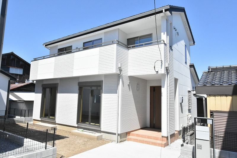 鴻巣市本町３丁目　新築住宅全２棟