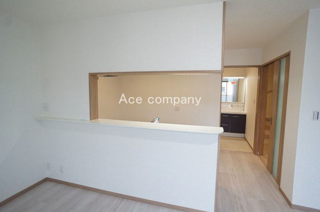 【キッチン】 | 八尾市上之島町南5丁目 | 対面式、カウンターキッチンです♪