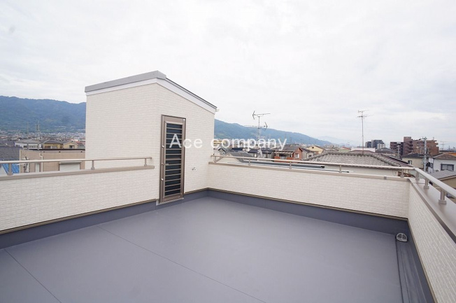 【バルコニー】 | 八尾市上之島町南5丁目 | 屋上ルーフバルコニー付き☆現況、眺望良好☆水栓完備です☆