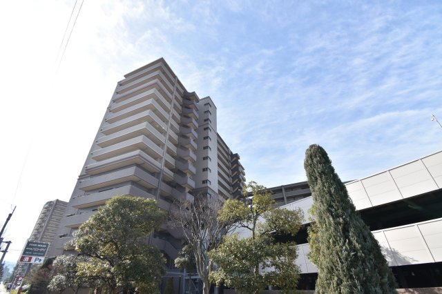 グランド・ルー博多南ガーデネッセの外観