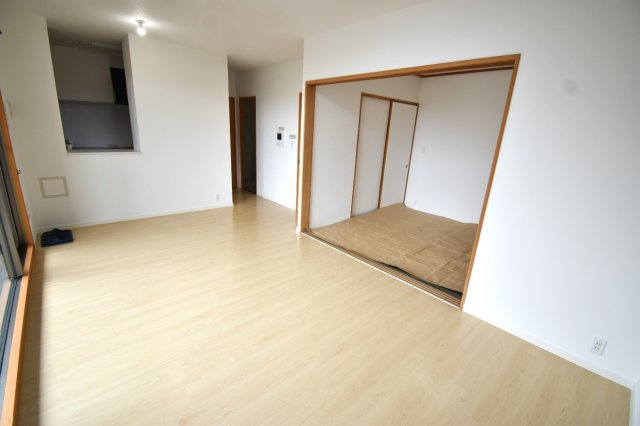 グランド・ルー博多南ガーデネッセの居間・リビング